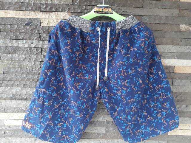 Celana pendek distro pria dewasa tuwill full motif/surfing distro premium