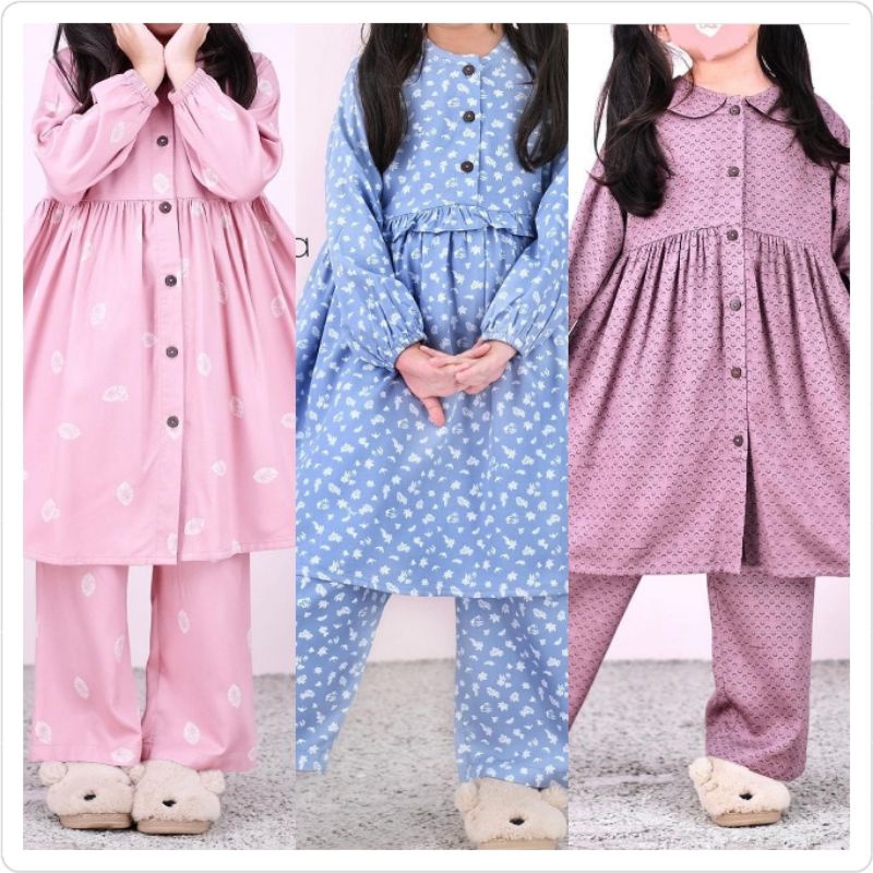 LITTLE ZAHRA SHRUBS - DELICETID BLUE size 2-4Y, SMILEY DUSTY LAVENDER SIZE 10-12Y by Atelier Angelin