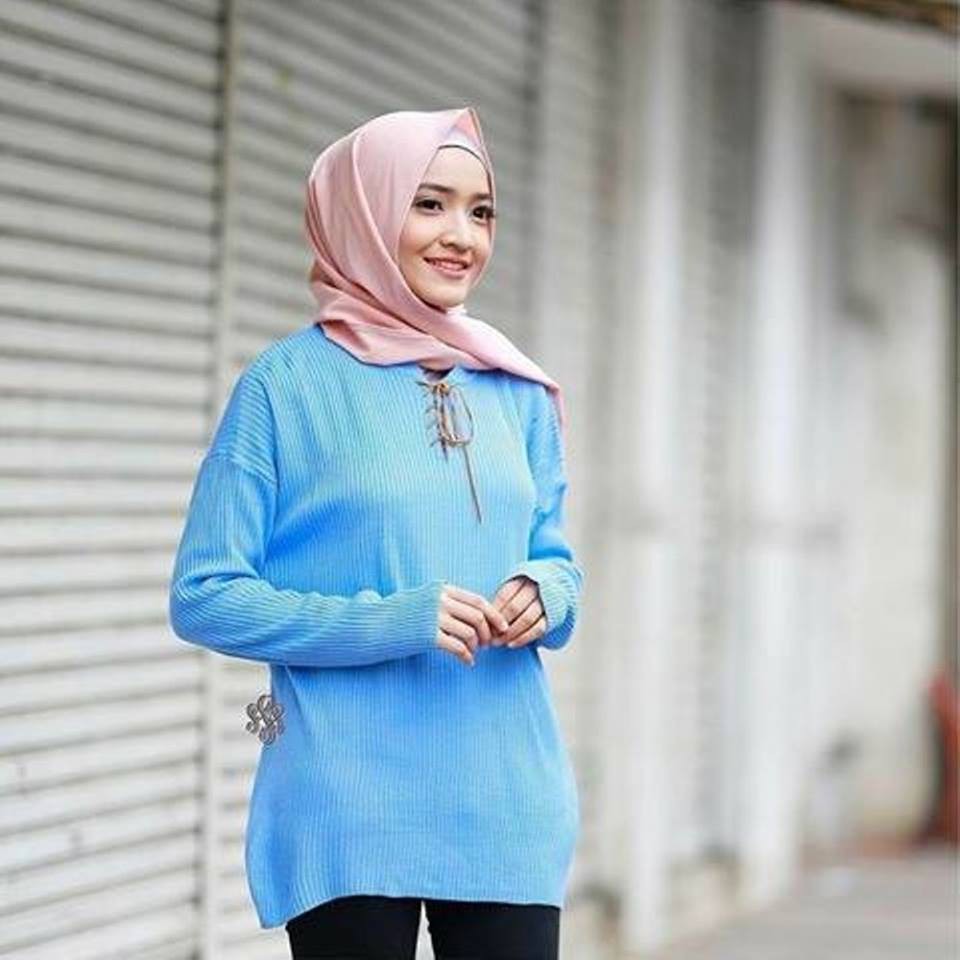 TOKOMILKAN - Lacelle Sweater / Atasan Wanita