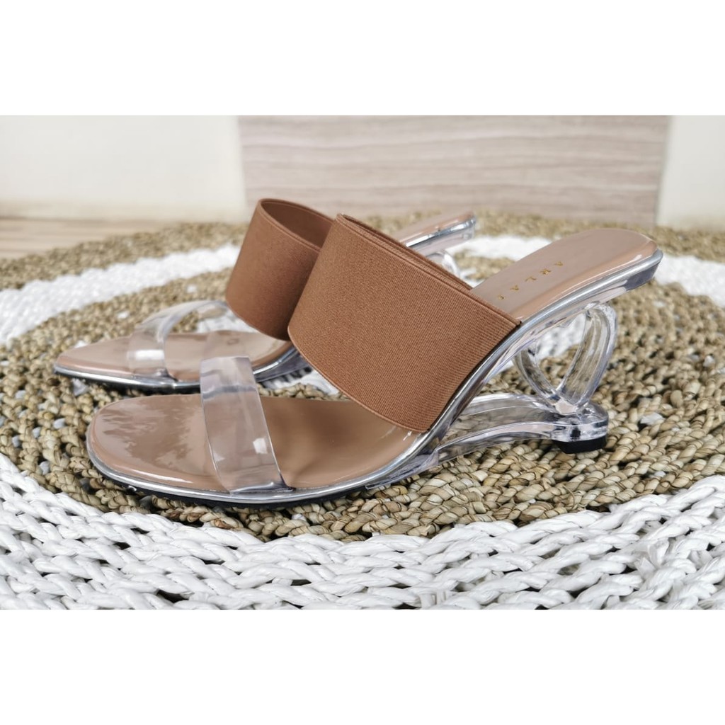 Arlaine- HESTY Hak Kaca Wedge 7 CM