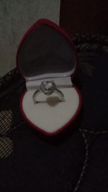 Kotak Cincin Bludru Merah Ring Box Tempat Cincin