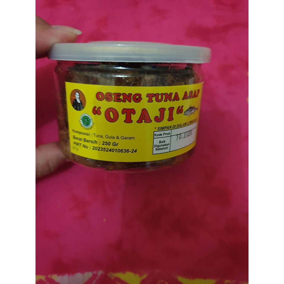 

oseng tuna / peda asap (otaji) 250 gram