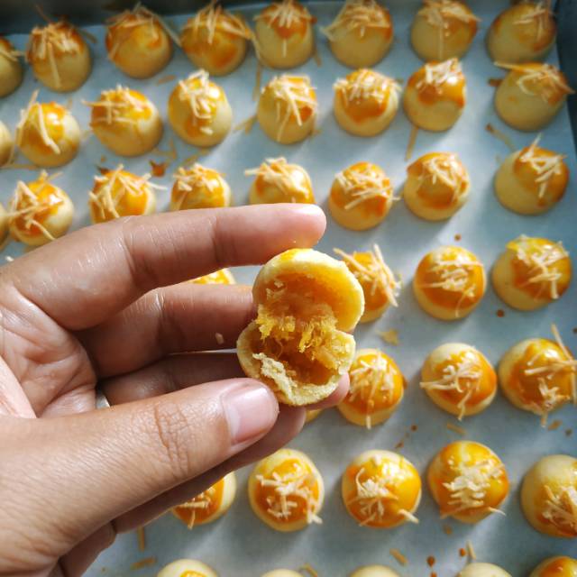 

Nastar Keju Premium