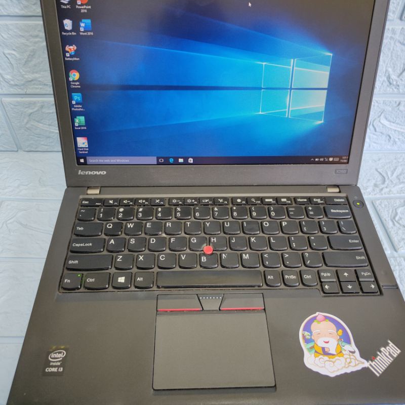 laptop Lenovo Thinkpad x250 core i3 gen 5 ram 4 HDD 320gb. bergaransi