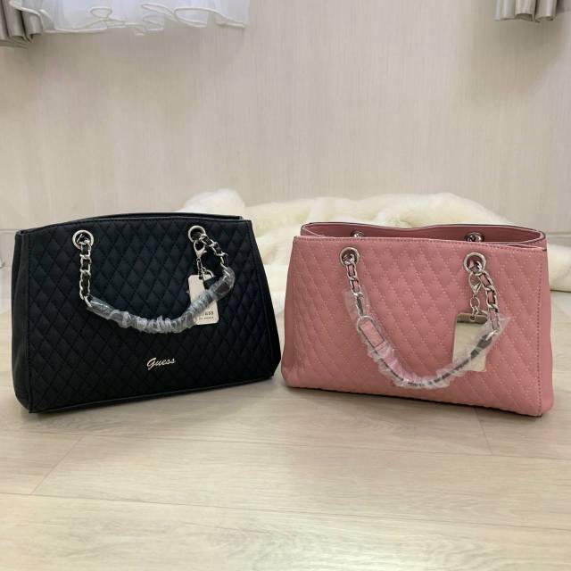 GUESS068 quilted tote bag Original