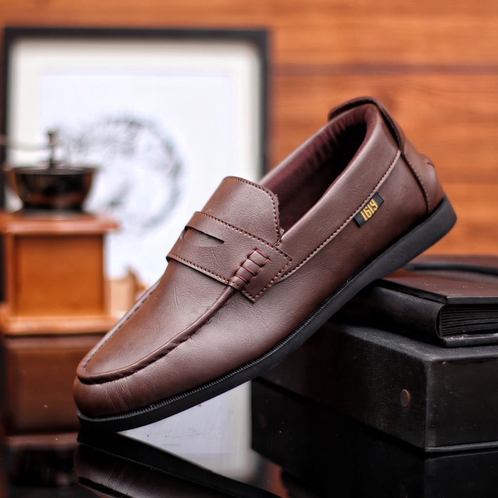 FENI - Sepatu Formal Pria Casual Kantoran Nikahan Kulit Syntetis Asli Original Sepatu Pantofel Pria Resmi Formal Hitam Coklat Gaya Trendy Kasual Kantor Kuliah Pesta Nikah Kondangan Gereja Kerja PNS Guru Kekinian Terlaris Terbaru Murah