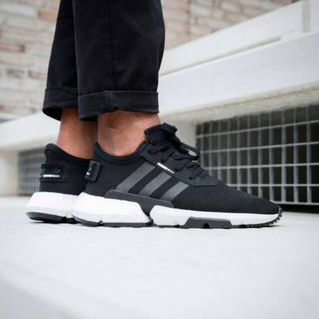 adidas pod black and white