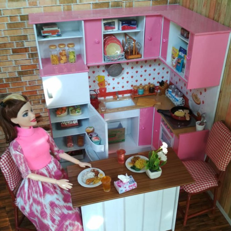  NEW Barbie Simple Kitchen  Set  Mainan Anak Perempuan 