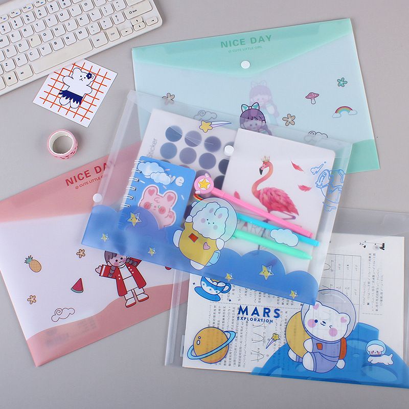 

Map Folio Motif Karakter Kartun