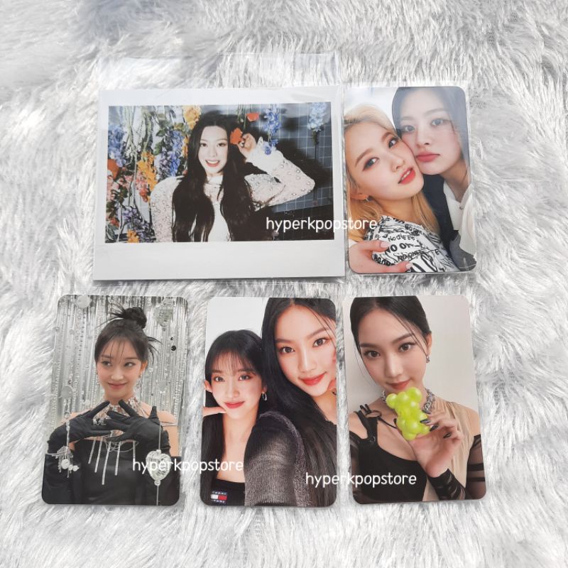 STAYC YOUNG-LUV.COM GMARKET UNIT PC PHOTOCARD (Sumin, Sieun, Isa, Seeun)