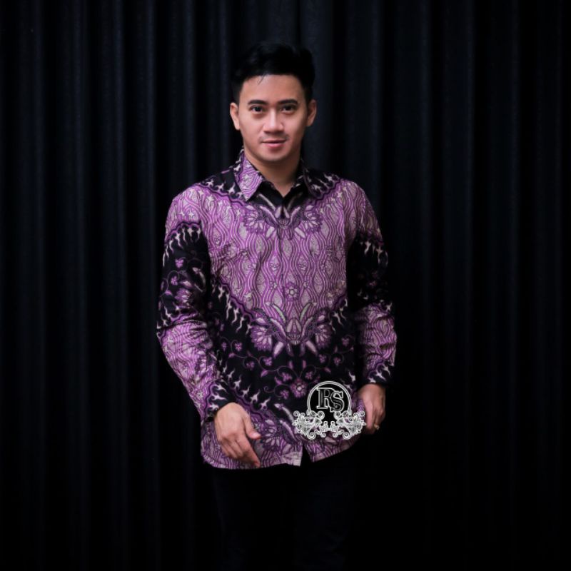 Kemeja Batik Pria Lengan Pendek Baju Batik Pria Terbaru 2022 New Motif Asli Pekalongan Baju Batik Pria Murah Kemeja Batik Pria Lengan Pendek Motif Kemeja Batik Pria Baju Batik PriaHem Batik Pria Hem Batik Pria Lengan Panjang Kemeja Batik Pria Terbaru Cod