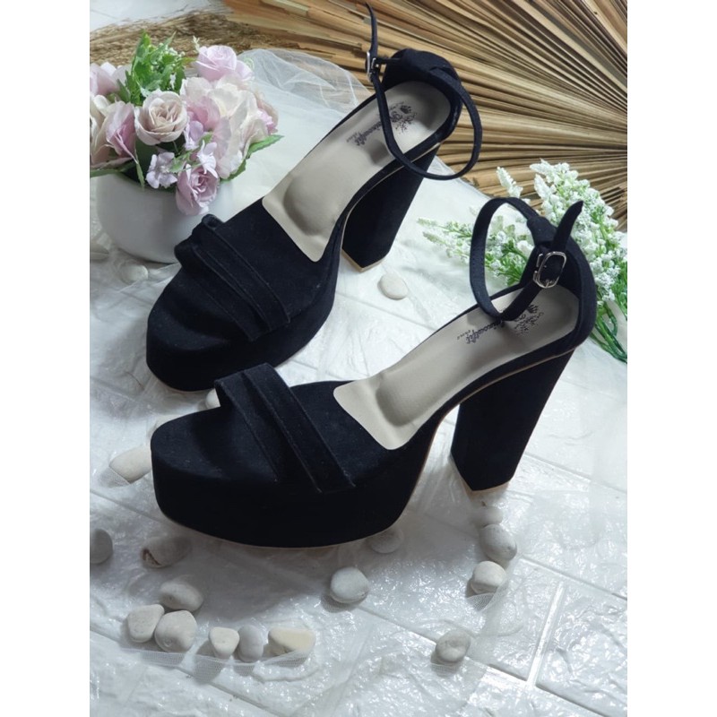 sepatu wilona hitam tinggi 12cm