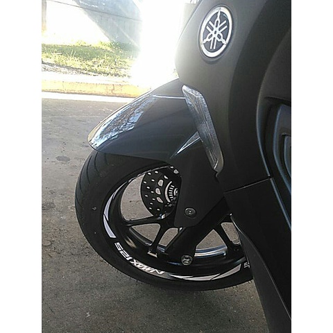 YAMAHA Nmax Reflektif Roda Sepeda Motor Stiker Nmax 155 Skuter Hub Stripe Stiker Tahan Air Dekoratif Stiker