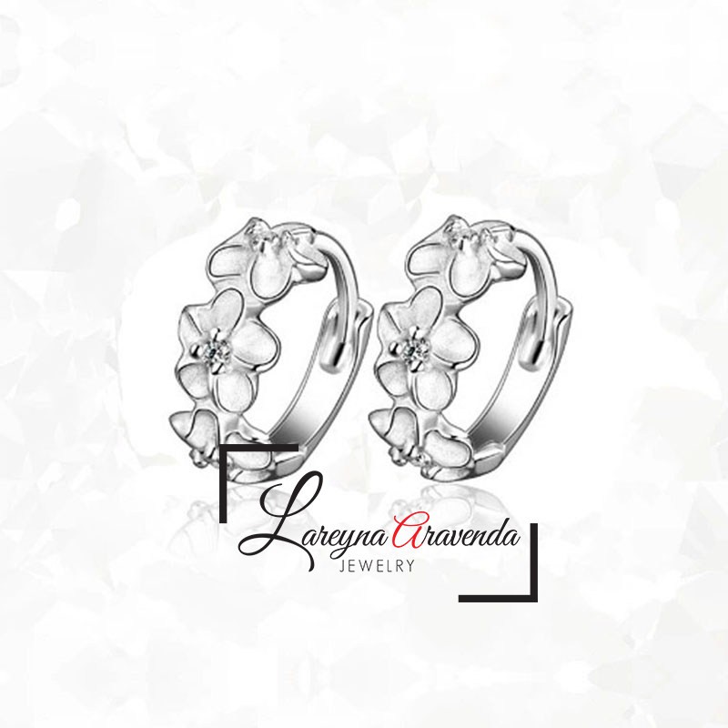 Anting Wanita Silver S925 Model Triple Flower AT034