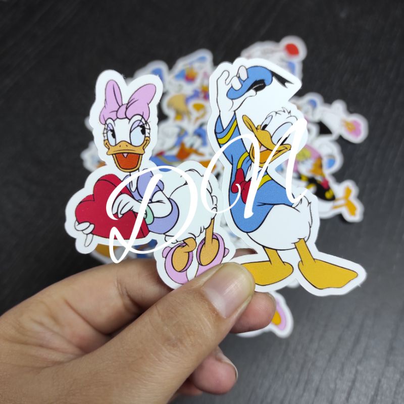

isi 16 pcs stiker kertas donal duck sticker glossy karakter kartun donal bebek