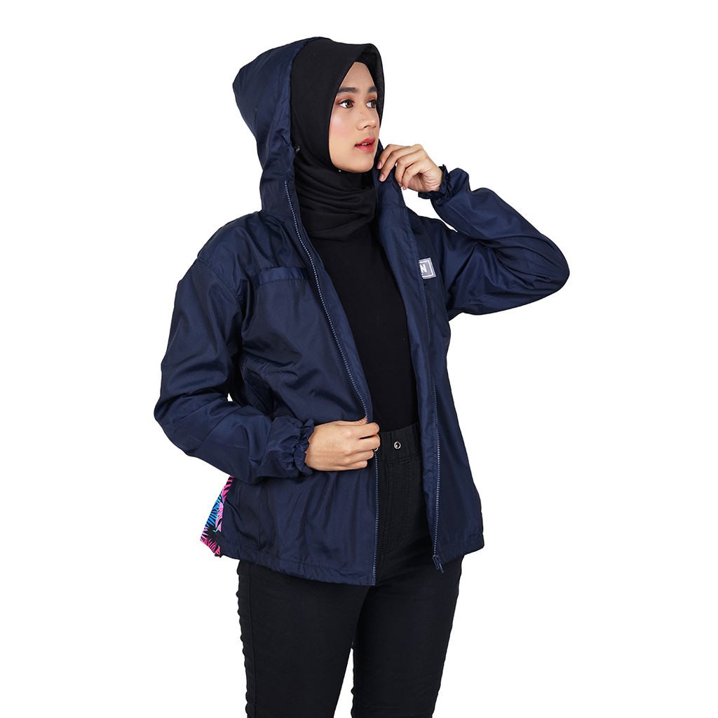 Jaket Parasut Wanita / Olahraga dan Jogging / Waterproof / COD / Beksy