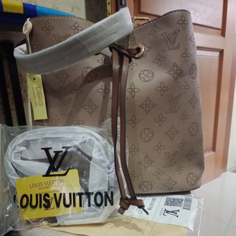 Tas Sling Serut-Bucket LV Super Premium