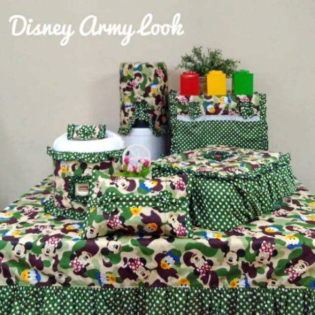 Kitchen set disney army look