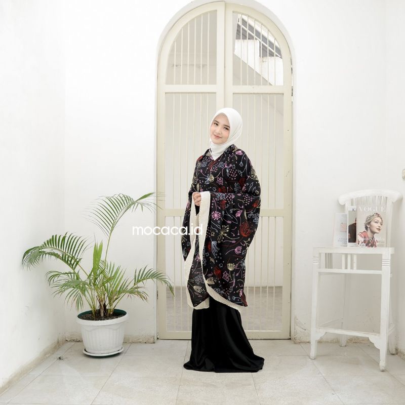 Mukena Dewasa Jumbo 2 in 1 Kayana Motif Bahan Rayon Premium Jatuh Adem Ponco Pouch Tas Sleting Hitam