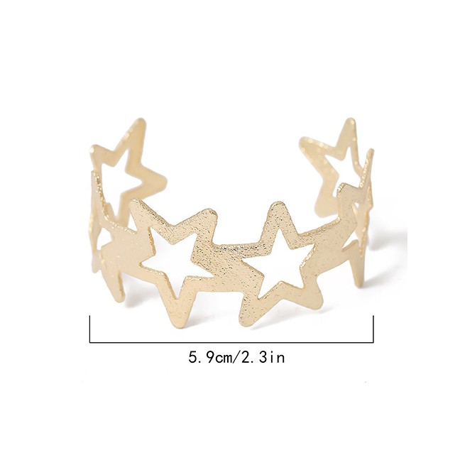 LRC Gelang Tangan Fashion Gold Color Hollow Five-pointed Star Alloy Bracelet K74992