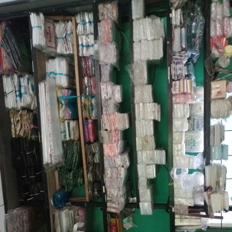 

plastik PE/ plastik bening per 1 pack