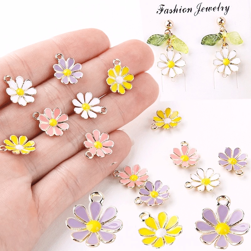 10pcs / Pak Liontin Bentuk Bunga Aster Bahan Alloy Warna-Warni Untuk Membuat Perhiasan Wanita Charms