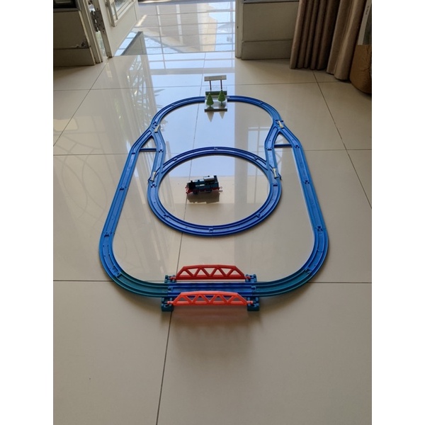 takara tomy plarail thomas freight train rail set mini station used