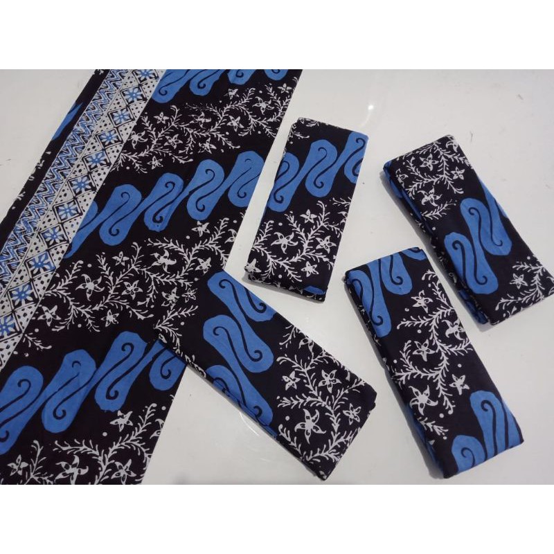 Batik Cap / Batik Parang Bagong Biru / Batik Exclusive