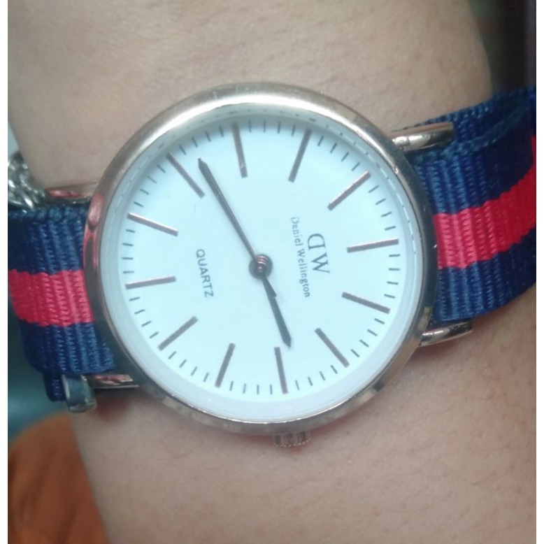 DANIEL WELINGTON ( DW )