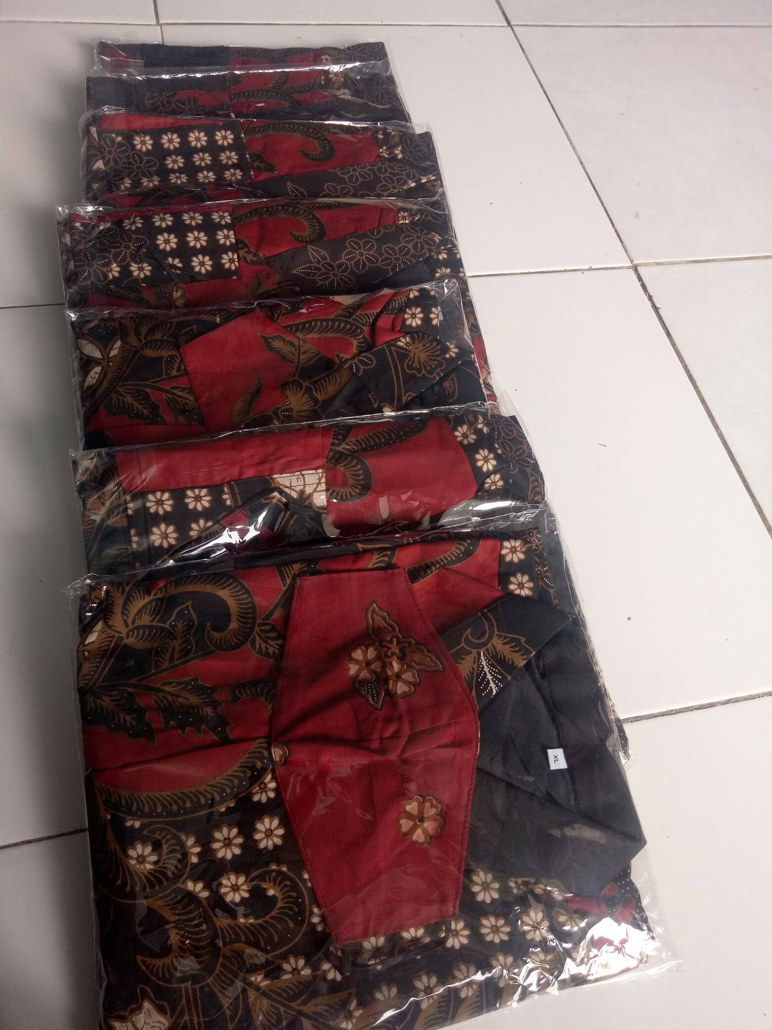 Parang Merah Kemeja Batik Pria Lengan Panjang Lapis Furing Katun Primisima Batik Solo