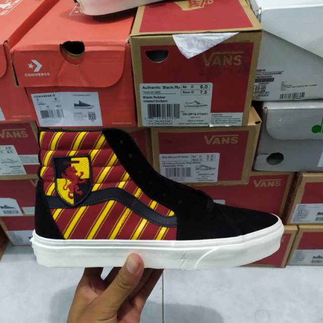 Vans Sk8 Hi x Harry Potter Gryffindoor