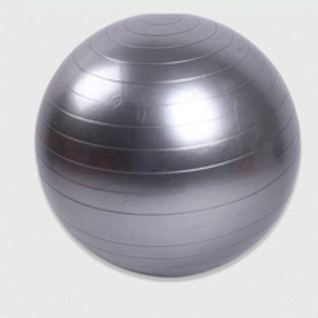 F027 Gym Ball / Bola fitnes / bola yoga Bonus Pompa Tangan-silver