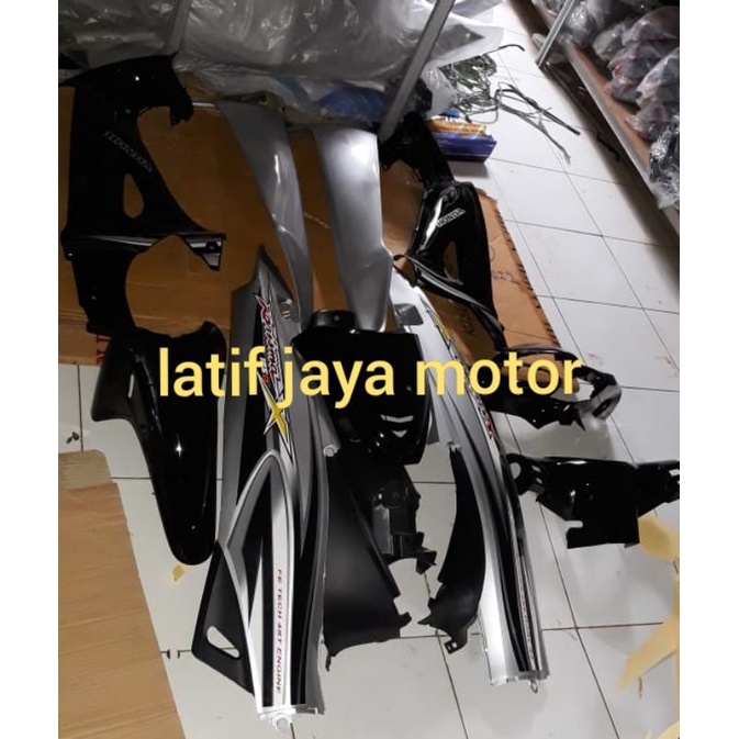 body full karisma 125d x silver hit