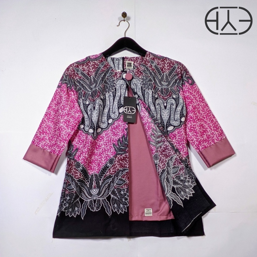 Blouse Atasan Batik wanita Modern Kantoran Lengan 3/4  Retro Bahan Katun Halus Adem HKM