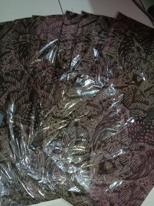 Kemeja Batik Pria Motif Mataram Coklat