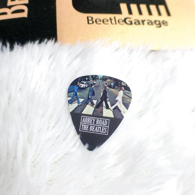 Ready Pick Gitar The Beatles Band Vintage Retro Jadul Pik Guitar Band Beatlemania John Lennon