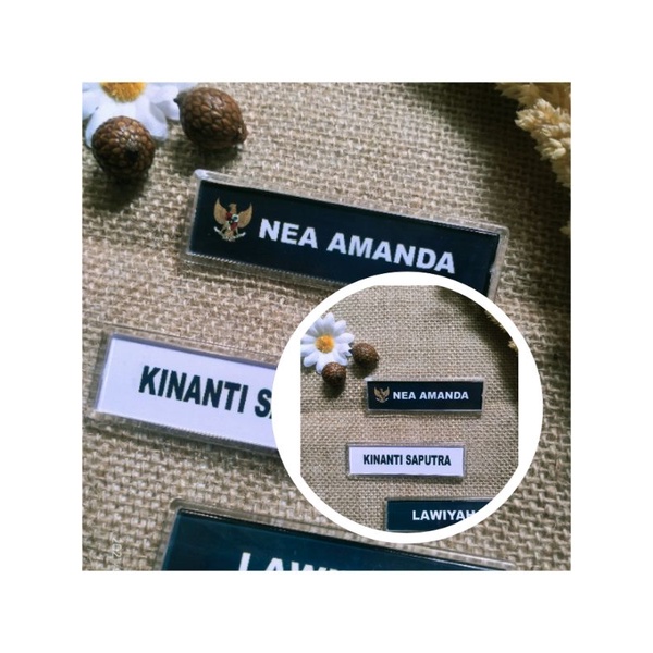 

Name Tag Akrilik