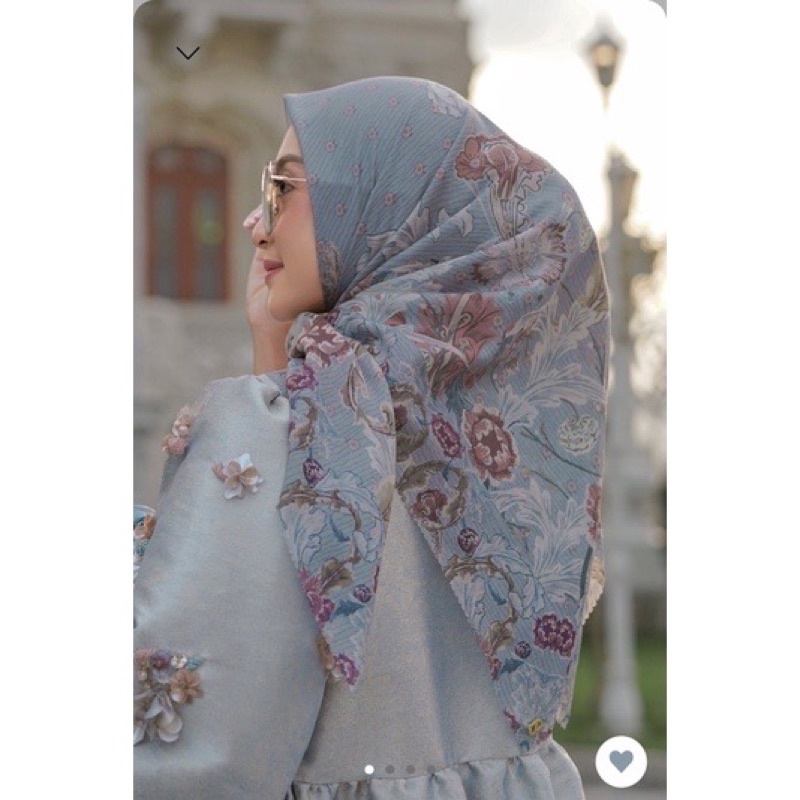 The Royale Blue Jeans Voal Buttonscarves