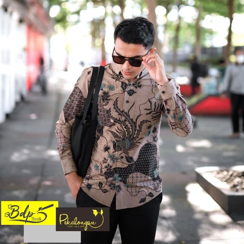Latte Series #A | New Arrival Distro Kemeja Baju Batik Pria Lengan Panjang Pria Cowo Cowok Bordir Sogan Hrb026 Modern Baju Sarimbit Kondangan Lamaran Tunangan Kemeja Kantoran Kasual Batik Solo Pekalongan Ready Jumbo Cod Termurah