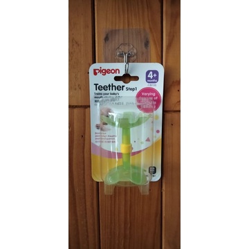 Pigeon Teether (gigit-gigitan bayi)