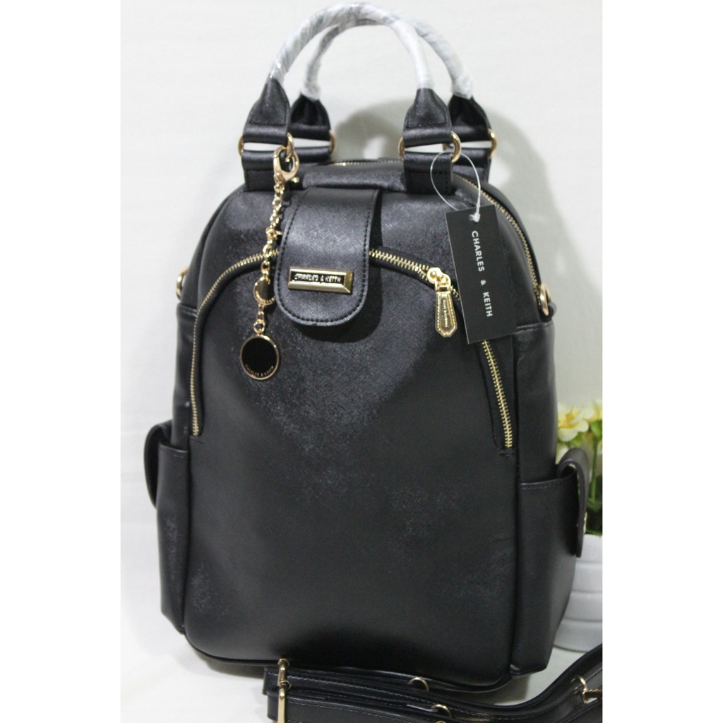 Terbaru Tas Ransel Wanita Branded CK Charles n Keith Resleting Warna Hitam