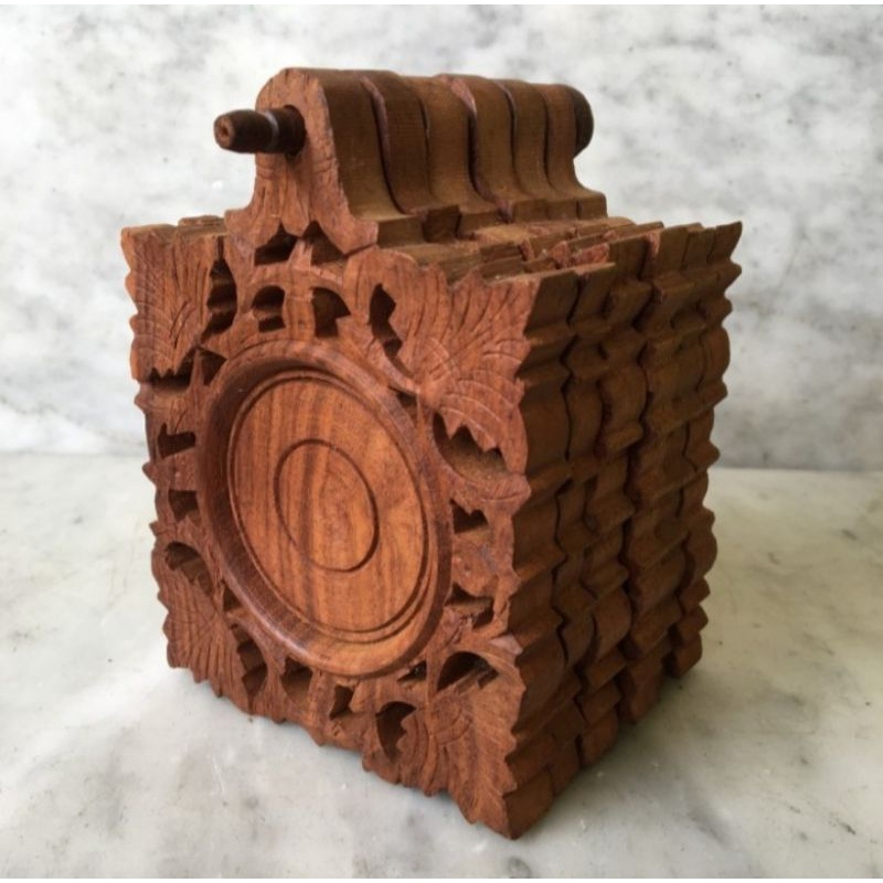 Tatakan gelas coaster kayu ukir