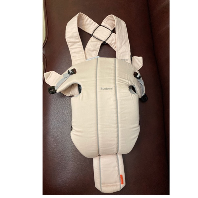 PRELOVED BABY BJORN BABY CARRIER
