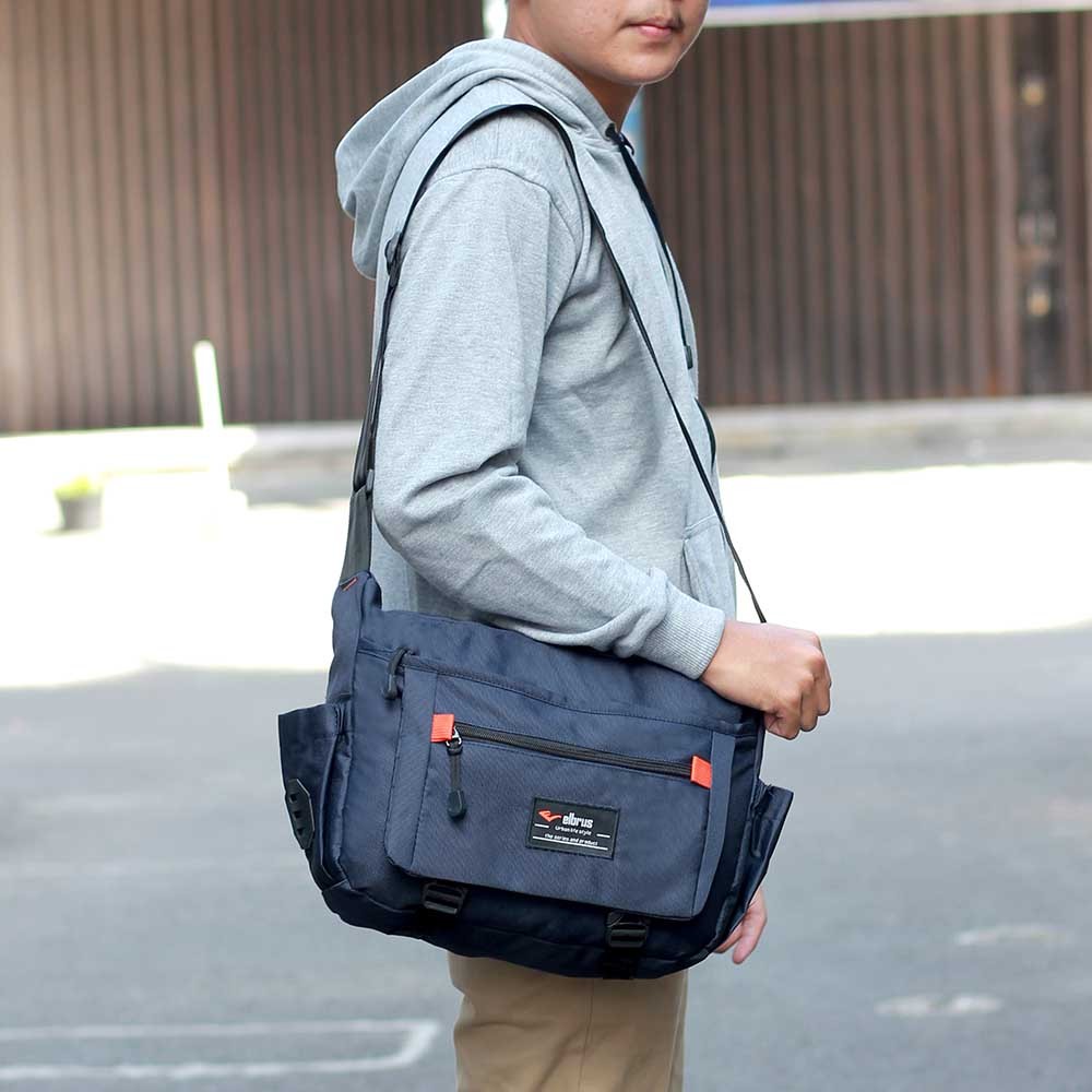 Tas Selempang Silng Bag Besar Pria Casual Distro - Tas Slempang Laptop 12 inch