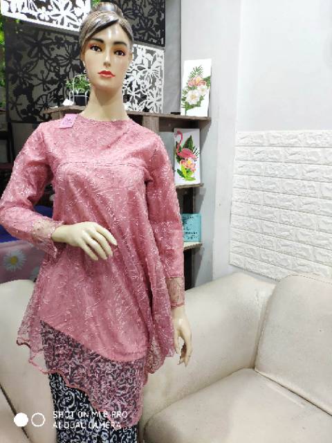 (DIJAMIN REALPICT) - NEW ARRIVAL..... KEBAYA PESTA - KEBAYA TULLE AISYAH / TILLE KEBAYA MUTIARA