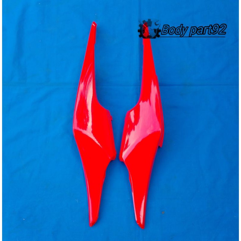 Cover body belakang CB 150 R lama old Merah jkt