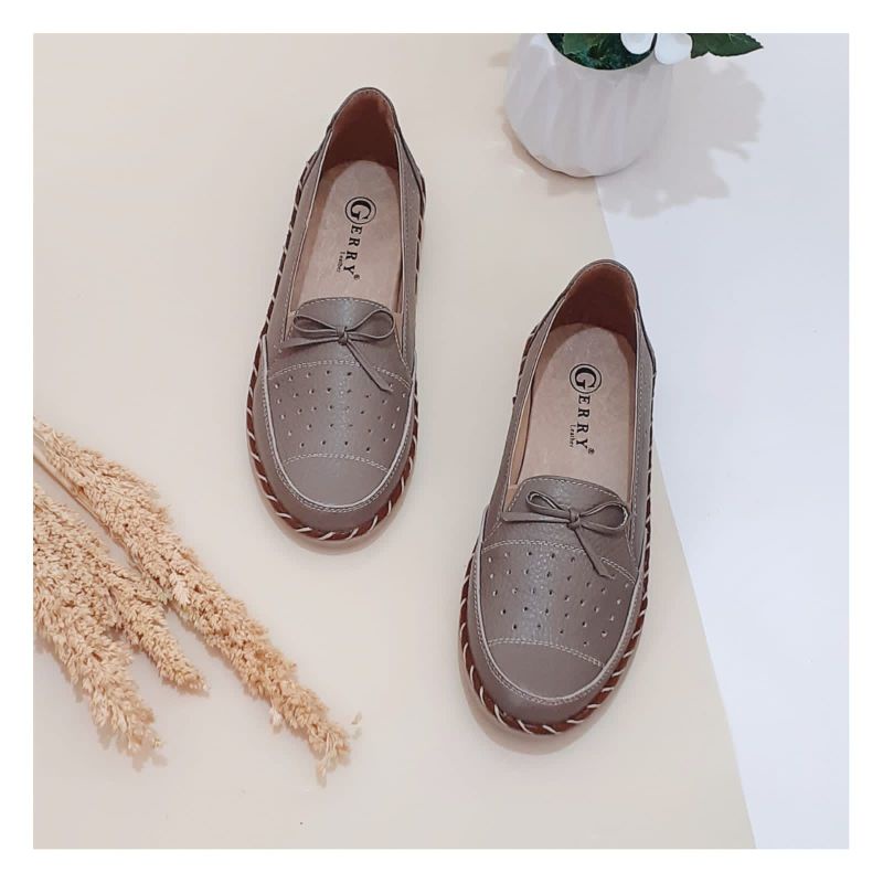 Sepatu Kickers Wanita Kulit Sapi Asli Garut