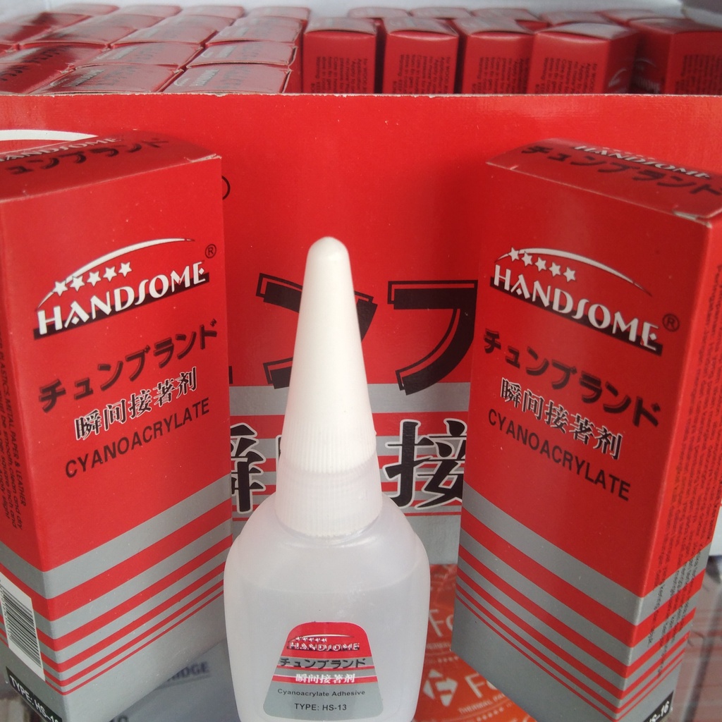 

Lem Handsome / Lem Power Glue/ Lem Tetes Merk HANDSOME(1pcs)