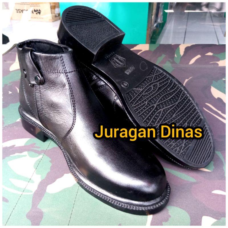 Sepatu PDH resleting samping merk AR Exclusive hitam dove