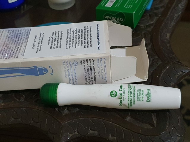 Herbal Care Siberian Iris Anti Wrinkle Eye Roll On Cream 15ml Shopee Indonesia